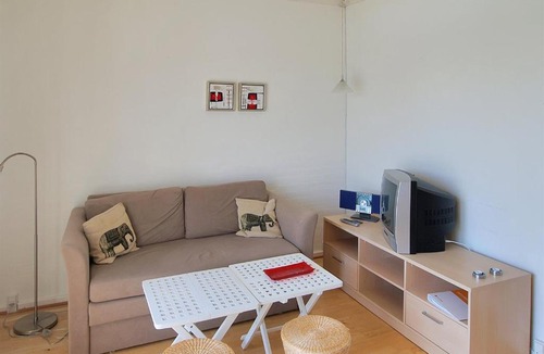 Akirkeby Apartment | Apartment Haregade IVII