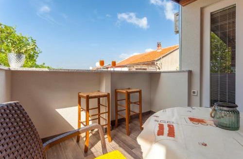 Njivice Apartment | Apartment Hasanec by El-Pi Tours