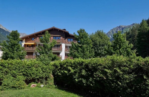Klosters-Serneus Apartment | Apartment 'Haus Alpina' with Wi-Fi