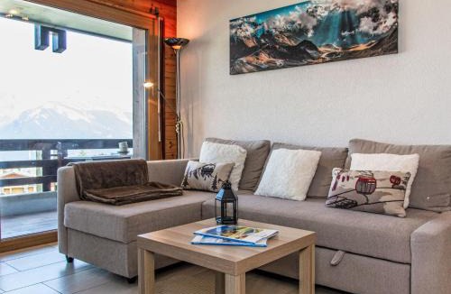 Saint-Pierre-de-Clages Apartment | Apartment Hauts de Nendaz A F3 by Interhome