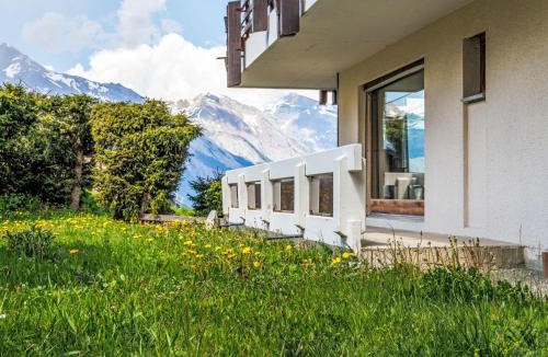Saint-Pierre-de-Clages Apartment | Apartment Hauts De Nendaz B OP by Interhome