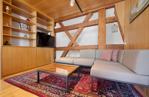Lorch Apartment | Apartment 'Historische Unterkunft 2 in Lorch'