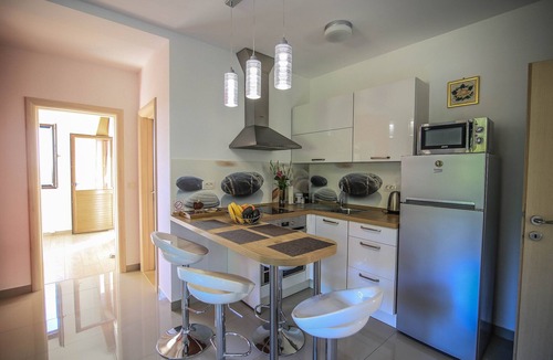 Pridvorje Apartment | Apartment in Pridvorje near Pasjaca Beach