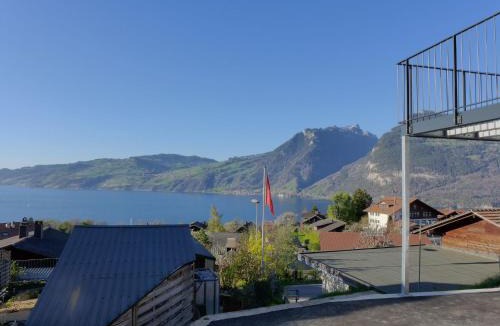 Krattigen Apartment | Apartment Huus Chloster- Apt Niesen by Interhome
