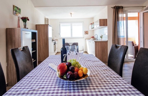Starigrad Apartment | Apartment in Starigrad near the Sea