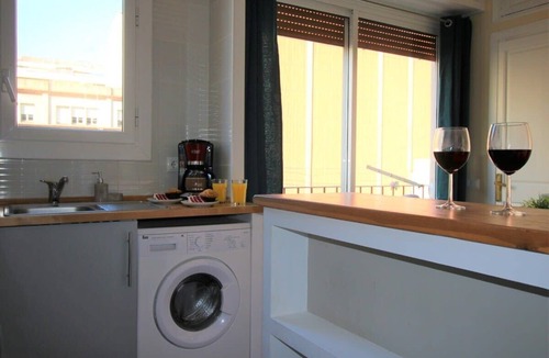 El Camp de l'Arpa del Clot Apartment | Apartment Ideal for seasons, for 4 or 5 people