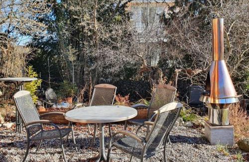 Liebefeld Apartment | Apartment im ruhigen Berner Gartenquartier by Interhome