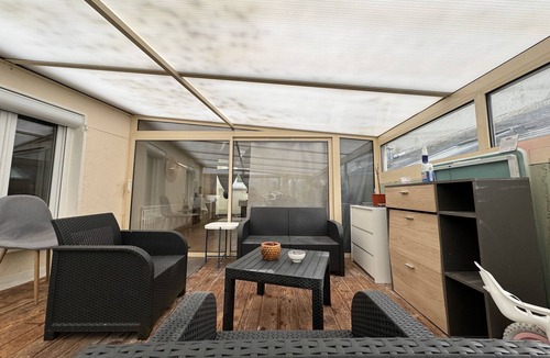 Ecommoy House | Apartment in Écommoy near Le Mans Circuit