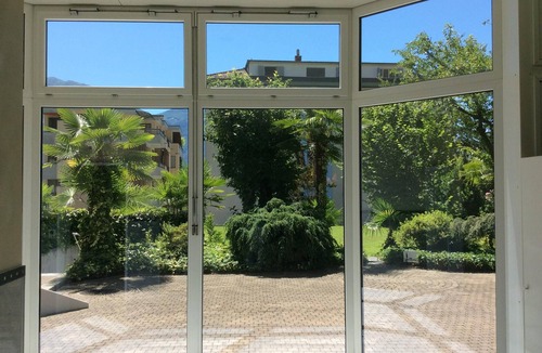 Muralto Apartment | Apartment in a well maintained residence in a central location with indoor pool