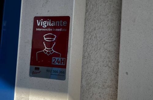 Alicante Apartment | Apartment in A Hotel 'Alicante Hills' with Mountain View, Wi-Fi and Air Conditioning
