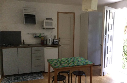 La Chamberte Apartment | Apartment in a house in a quiet area of Montpellier