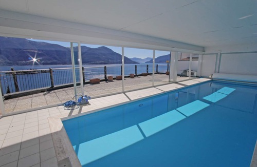 Porto Ronco Apartment | Apartment in an elevated position with magnificent panoramic views of the Brissago Islands