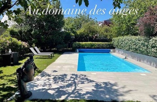 Bain-de-Bretagne House | Apartment in an estate with private SPA and heated pool