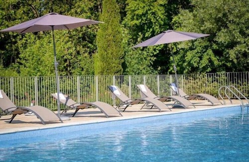 Azille Apartment | Apartment in Azille near Lac de Jouarres