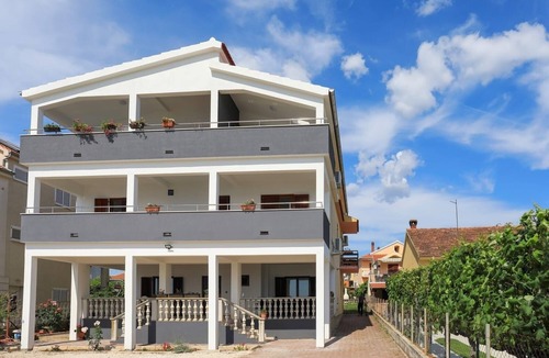 Bibinje Apartment | Apartment in Bibinje with Seaview, Balcony, WIFI, Washing machine (868-2)