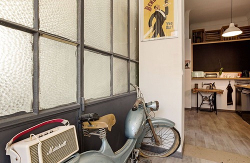 Cannes City Centre Apartment | Apartment in Cannes with 5 bedrooms sleeps 10