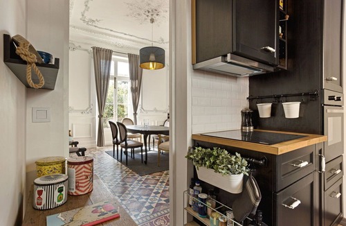 Cannes City Centre Apartment | Apartment in Cannes with 5 bedrooms sleeps 10