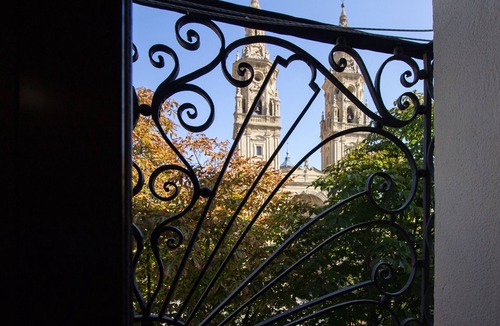Logrono Historic Centre Apartment | Apartment in Central Logroño with WIFI