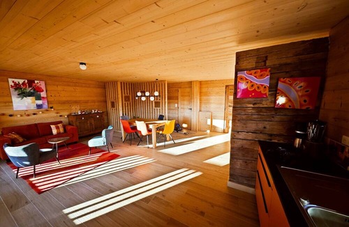 Manigod Apartment | Apartment in Chalet L'Albert with Mountain View, Balcony and Private Terrace