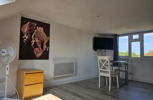 Cheshunt House | Apartment In Cheshunt