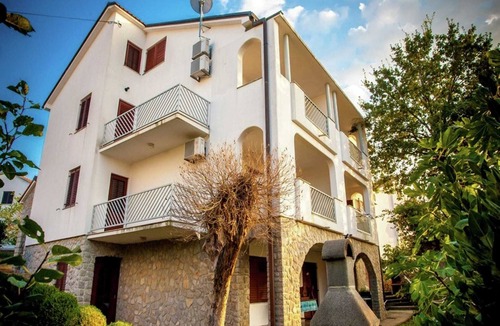 Milcetici Apartment | Apartment in Croatia with Sea View Terrace
