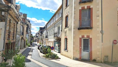 Chateaubriant Apartment | Apartment in Downtown