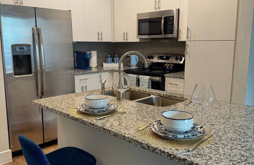 East Riverside - Oltorf Apartment | Apartment in downtown Austin
