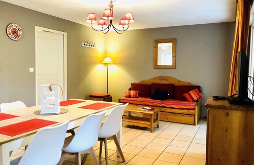Vielle-Aure Apartment | Apartment in residence *