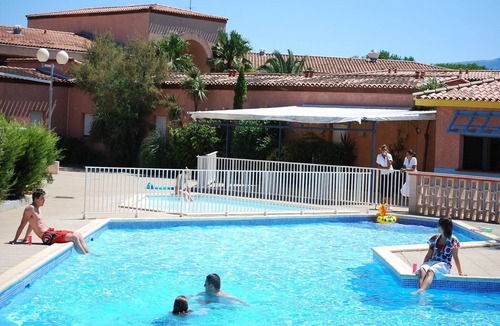 Saint-Cyprien Plage Apartment | Apartment in Jardins de Neptune with Terrace