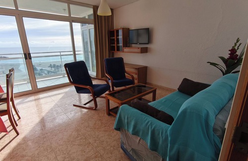 Comarruga Apartment | Apartment in front of the sea, with panoramic view. Center.