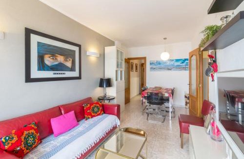 Pineda de Mar Apartment | Apartment in front of the Beach