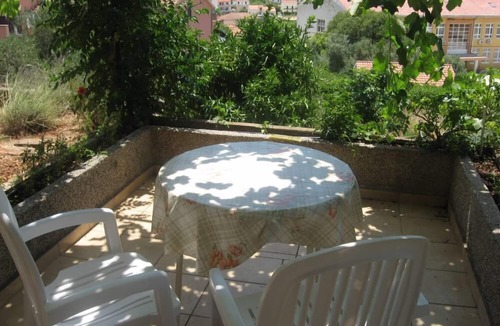 Island Hvar Apartment | Apartment in garden 400m from the sea