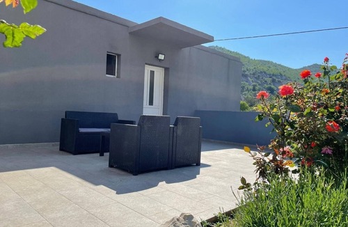Gata Apartment | Apartment in Gata with Terrace, Air condition, WIFI, Washing machine (4893-1)