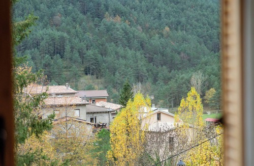 Gombren Apartment | Apartment in Gombrèn Girona with Nature Views