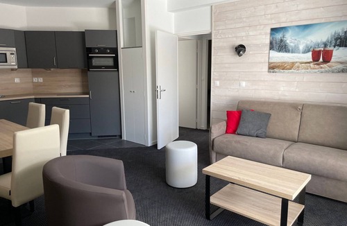Eaux-Bonnes Apartment | Apartment in Gourette - 8 ppl, pool, pets allowed