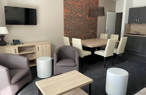 Eaux-Bonnes Apartment | Apartment in Gourette - 8 ppl, pool, pets allowed
