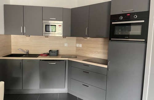 Eaux-Bonnes Apartment | Apartment in Gourette - 8 ppl, pool, pets allowed