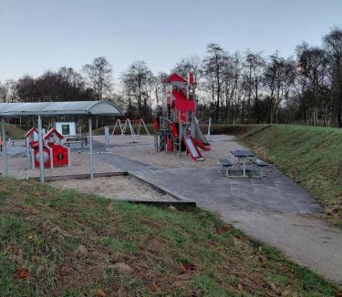 Grindsted Apartment | Apartment in green area