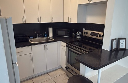 Hallandale Beach Apartment | Apartment in Hallandale Beach FL