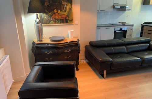 Quartier Administrations Apartment | Apartment in Haussmann building