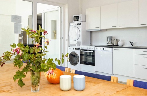 Vedersø Klit House | Apartment in Holiday Park- Shared Kitchen