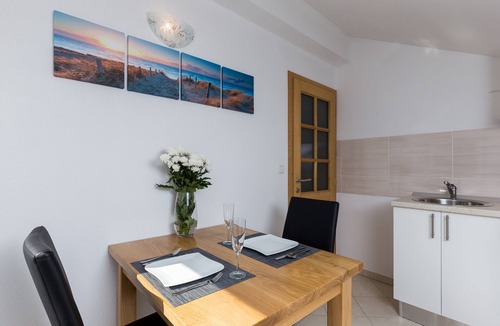 Mokosica Apartment | Apartment in Dubrovnik with swimming pool and sea view (A5)