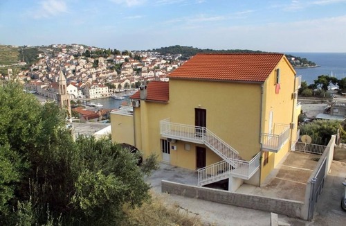 Hvar Apartment | Apartment in Hvar town with Seaview, Balcony, Air condition, WIFI (3615-1)