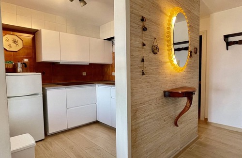 Ultramort Apartment | Apartment in L'Escala near Sandy Beach