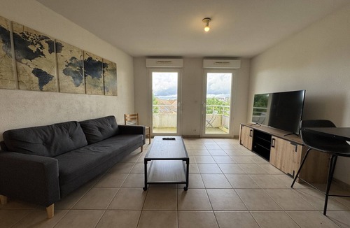 Pin - Vert Galant Apartment | Apartment in Le Mans near 24 Hours Circuit