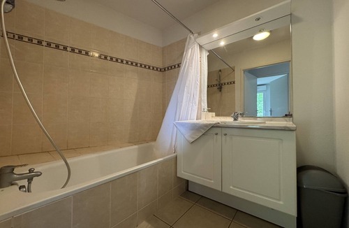 Pin - Vert Galant Apartment | Apartment in Le Mans near 24 Hours Circuit