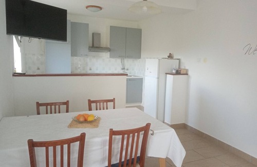 Rab Town Apartment | Apartment in Lopar with Seaview, Terrace, WIFI (824-1)