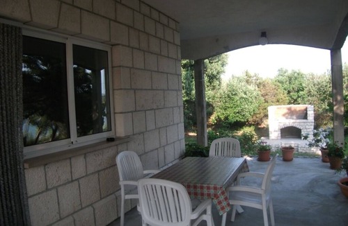 Lumbarda Apartment | Apartment in Lumbarda with Seaview, Terrace, Air condition, Washing machine (876-2)