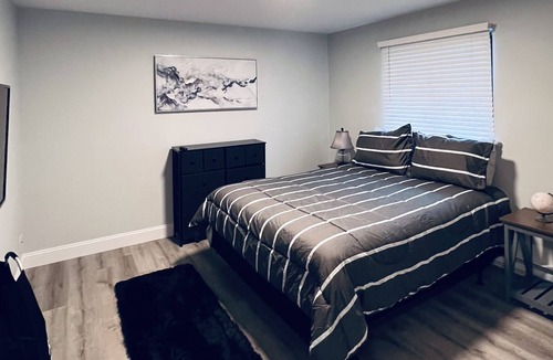 Marshfield Apartment | Apartment in Marshfield