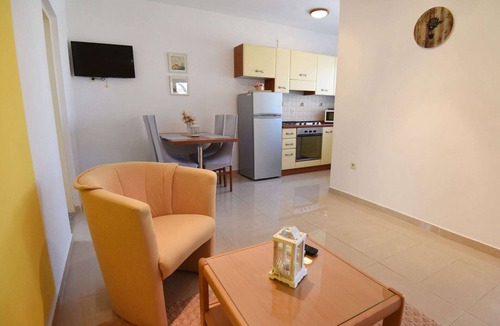 Maslenica Apartment | Apartment in Maslenica by the Sea